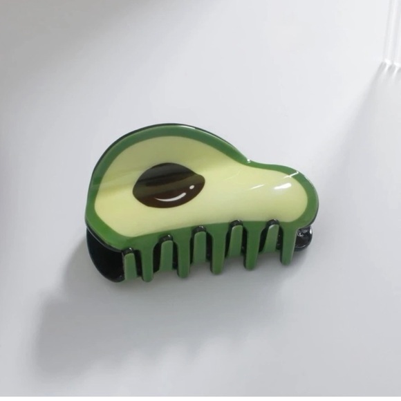 Last 1 - Avocado Hair Claw Clip 🥑 - Picture 3 of 5